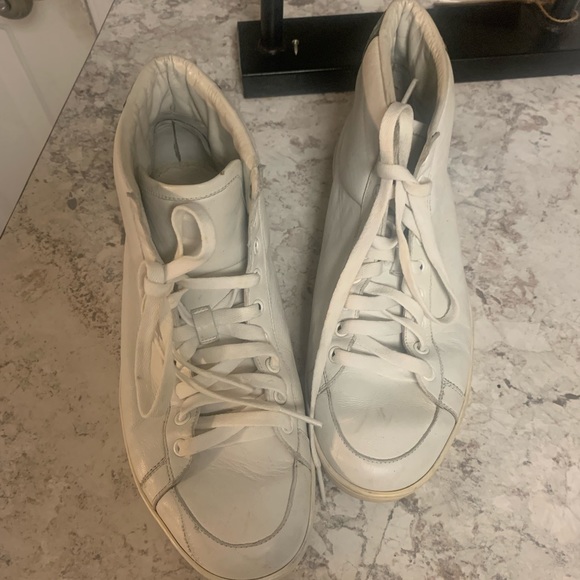 Mens Gucci Sneakers - Picture 3 of 6
